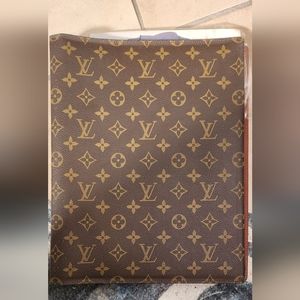 Vintage Mongram Louis Vuitton 4 ring binder